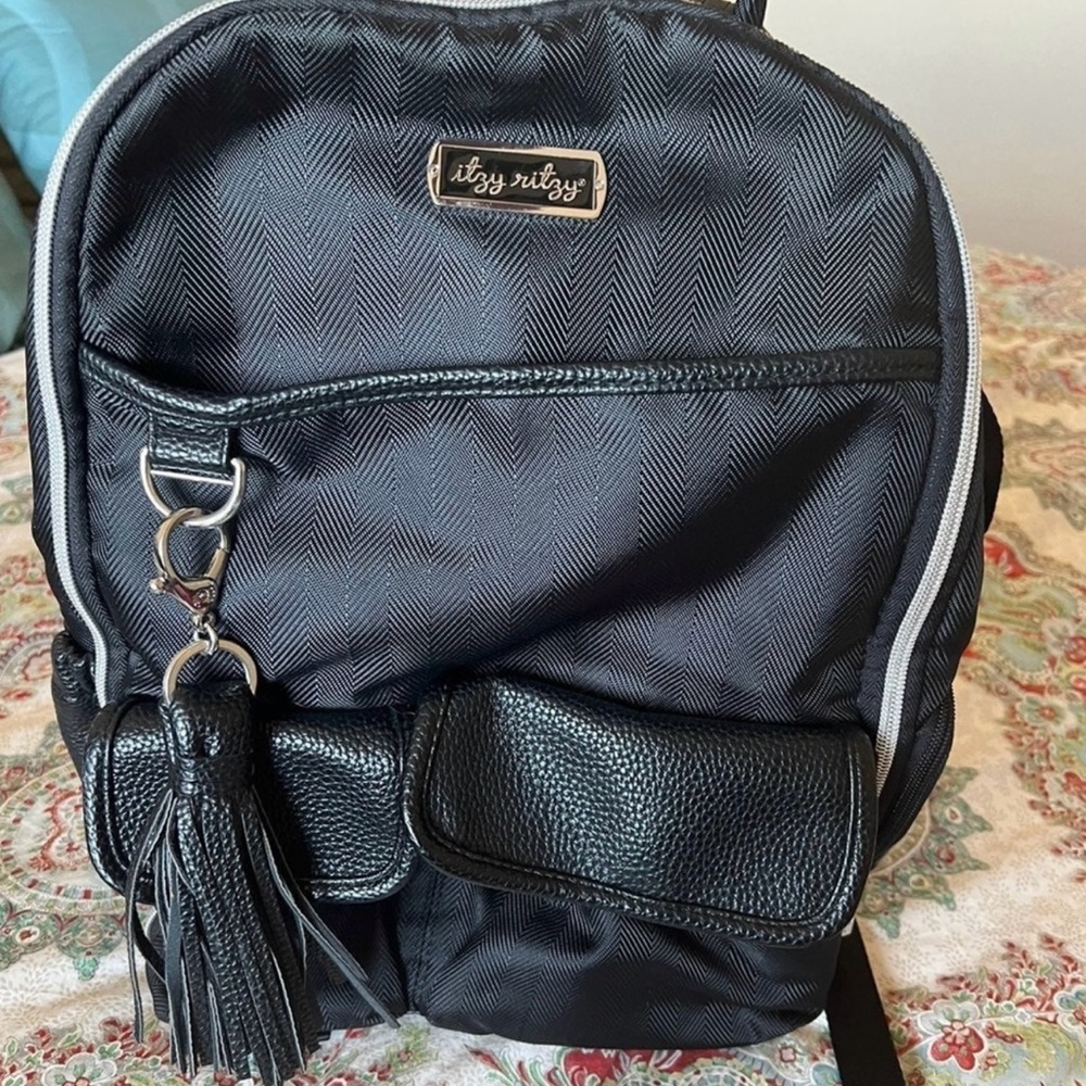 Offer now✨Itzy Ritzy diaper bag